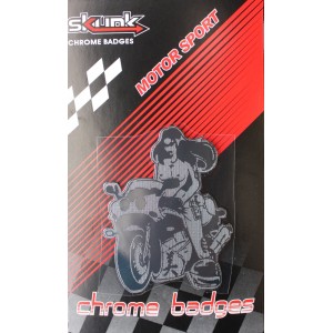Chromová nálepka MOTORKAŘKA na motorku.