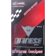 Chromová nálepka DAINESE na motorku.