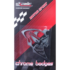Chromová nálepka LEBKA na motorku.