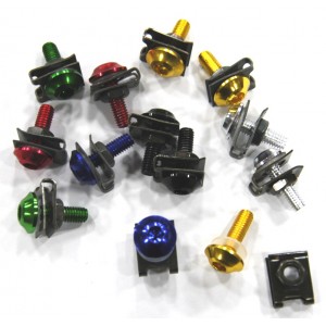 Šroubky do kapot motocyklů M6 s plechy.